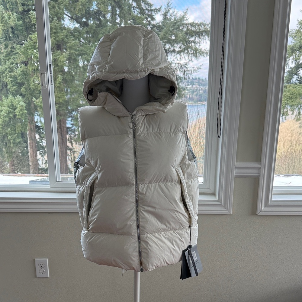 Head Daisy Vest in Cream